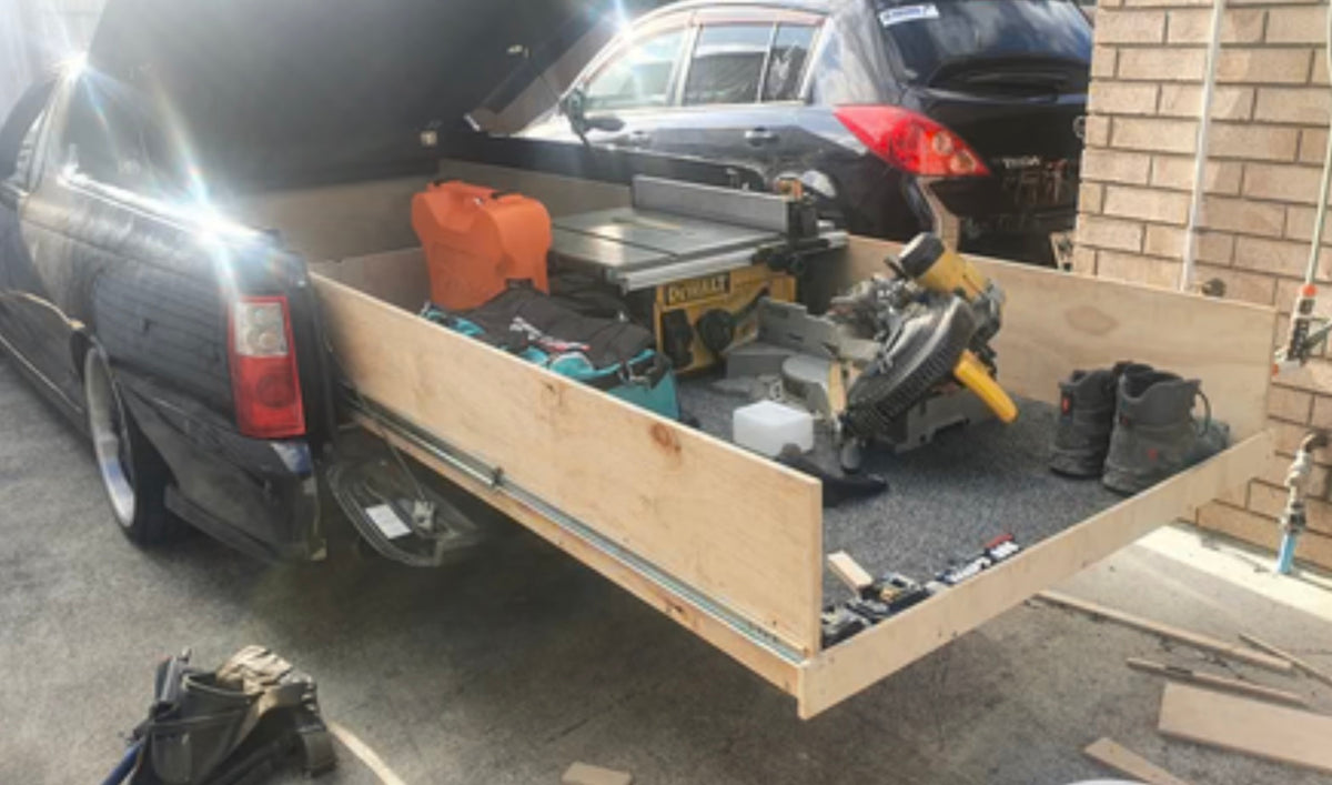 Pair of Ball Bearing Runners 227Kg WITH RAIL LOCK